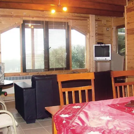 Semesterbostad Awesome In Molos Kammena Vourla With 2 Bedrooms, Internet And Outdoor Swimming Pool *