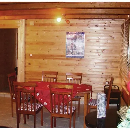 Awesome In Molos Kammena Vourla With 2 Bedrooms, Internet And Outdoor Swimming Pool Liapáta